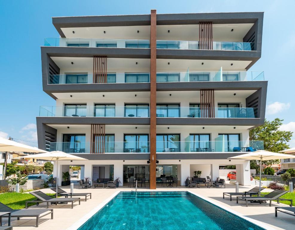 Waterside Sea View Apartments