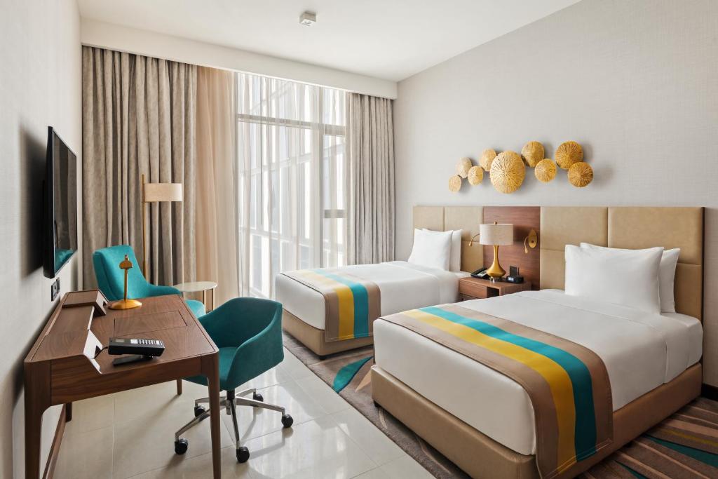Holiday Inn Dubai Al-Maktoum Airport by IHG