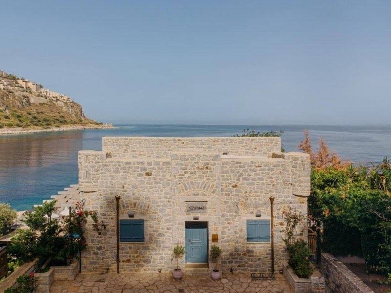 Kourmas Suites